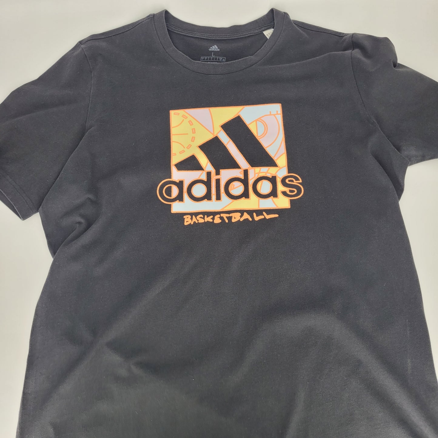 Adidas Basketball Graphic T-Shirt - Black [L]