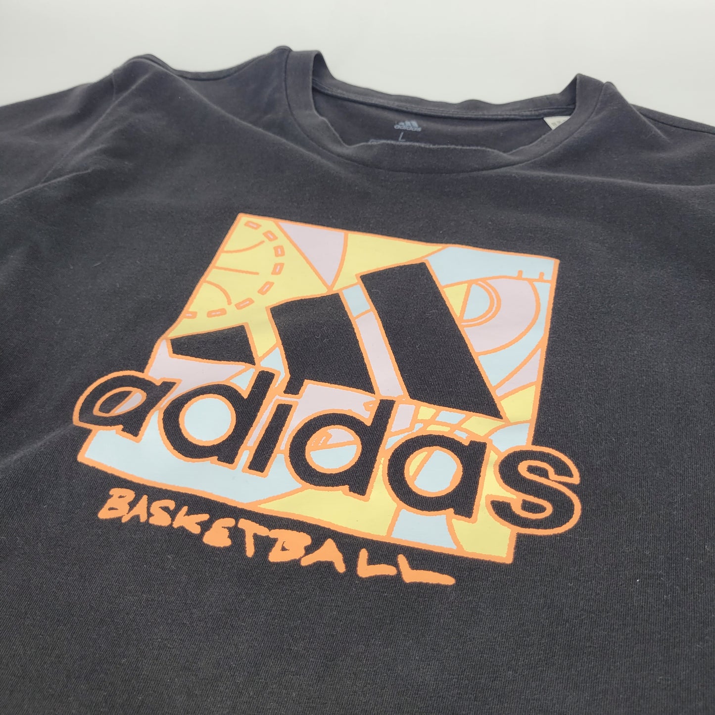 Adidas Basketball Graphic T-Shirt - Black [L]